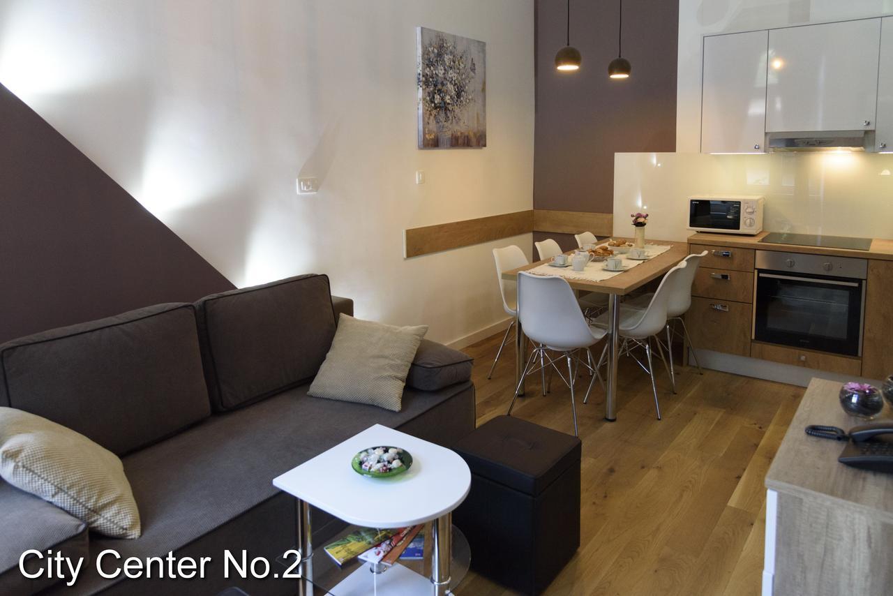 Center Apartment *